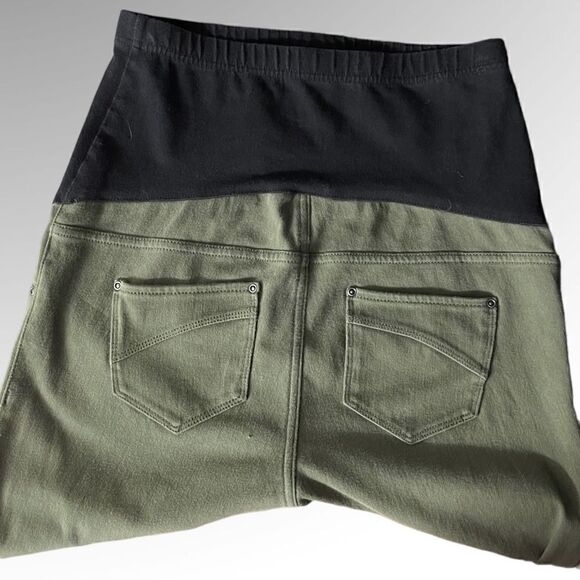 Time and tru maternity jagging size S - Picture 4 of 6